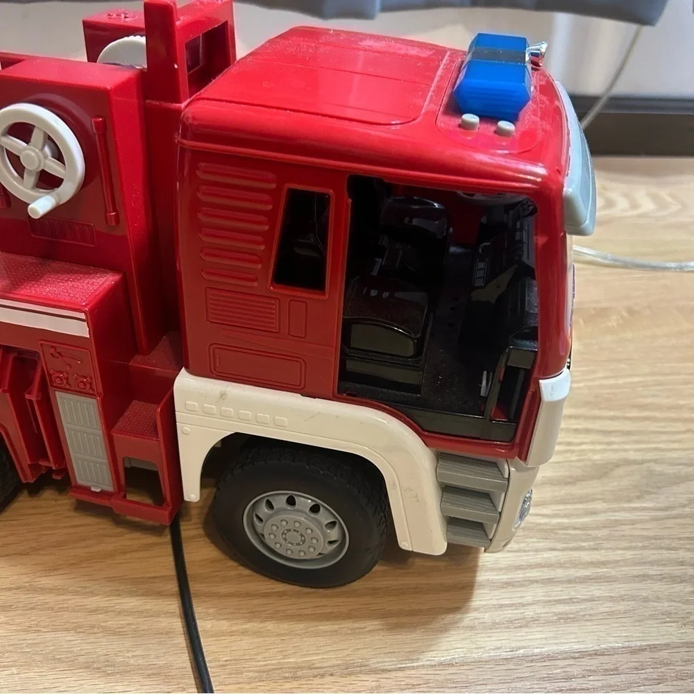 Driven by Battat Bright Red & White Fire Truck Toy Vehicle Lights 24 Ladder
